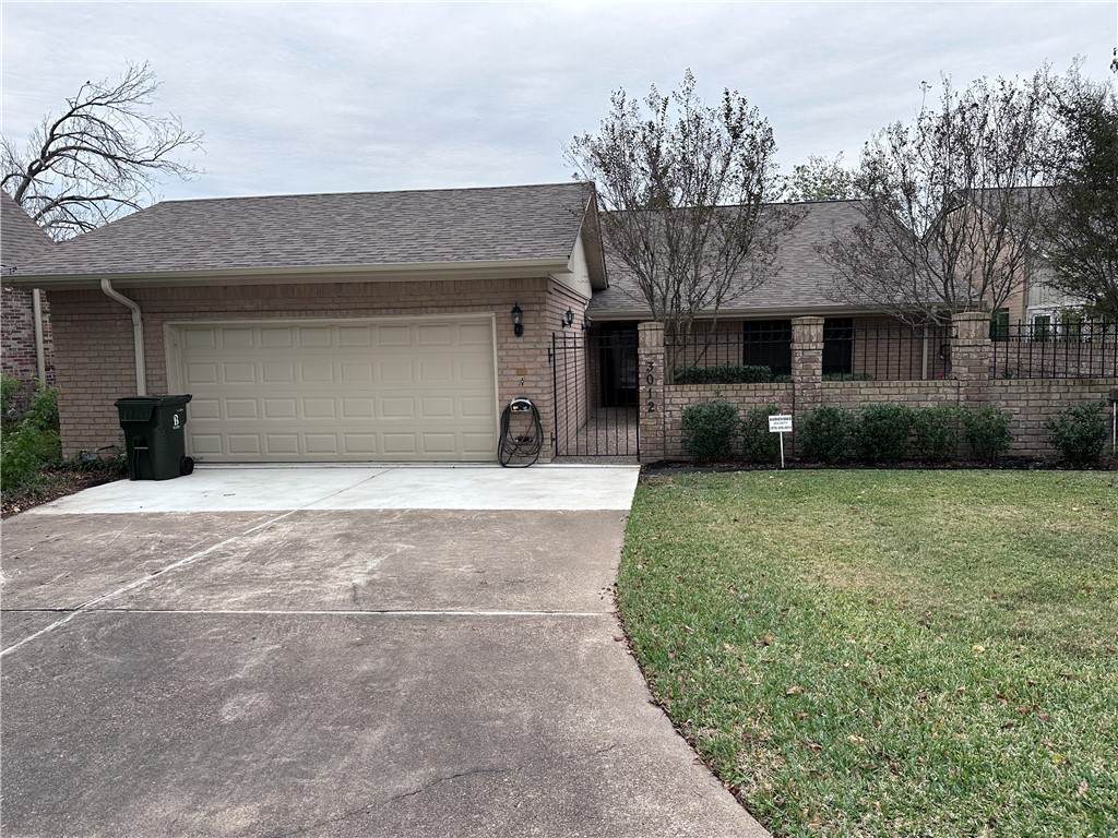 3012 Gleneagles Court - Photo 1