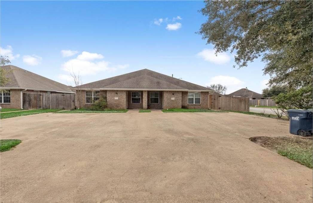 3621 Oldenburg Court - Photo 1