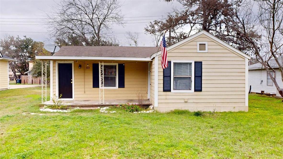 303 Montclair Avenue - Photo 1