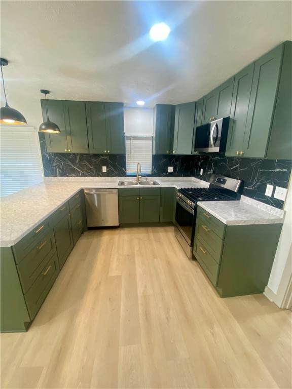 814 28th Street - Photo 1