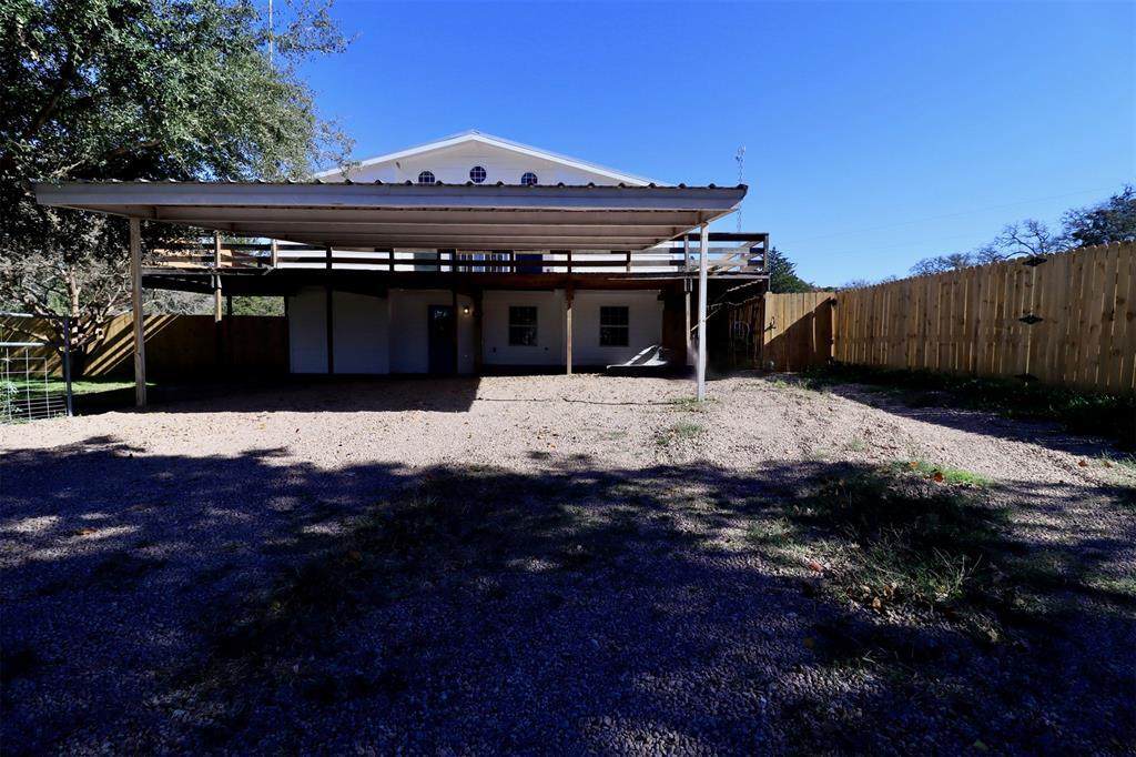 11400 Lakeview Cir - Photo 1