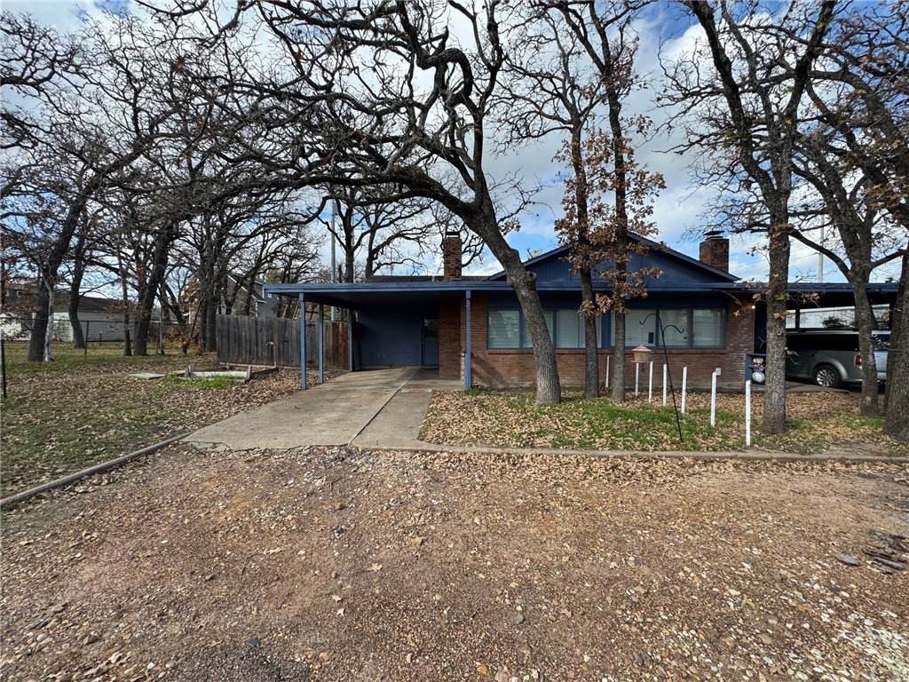 604 College View Drive - Photo 1