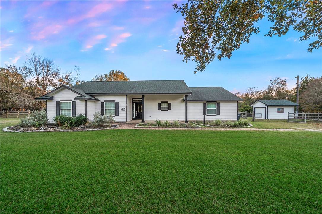 118 Pin Oak Lane - Photo 1