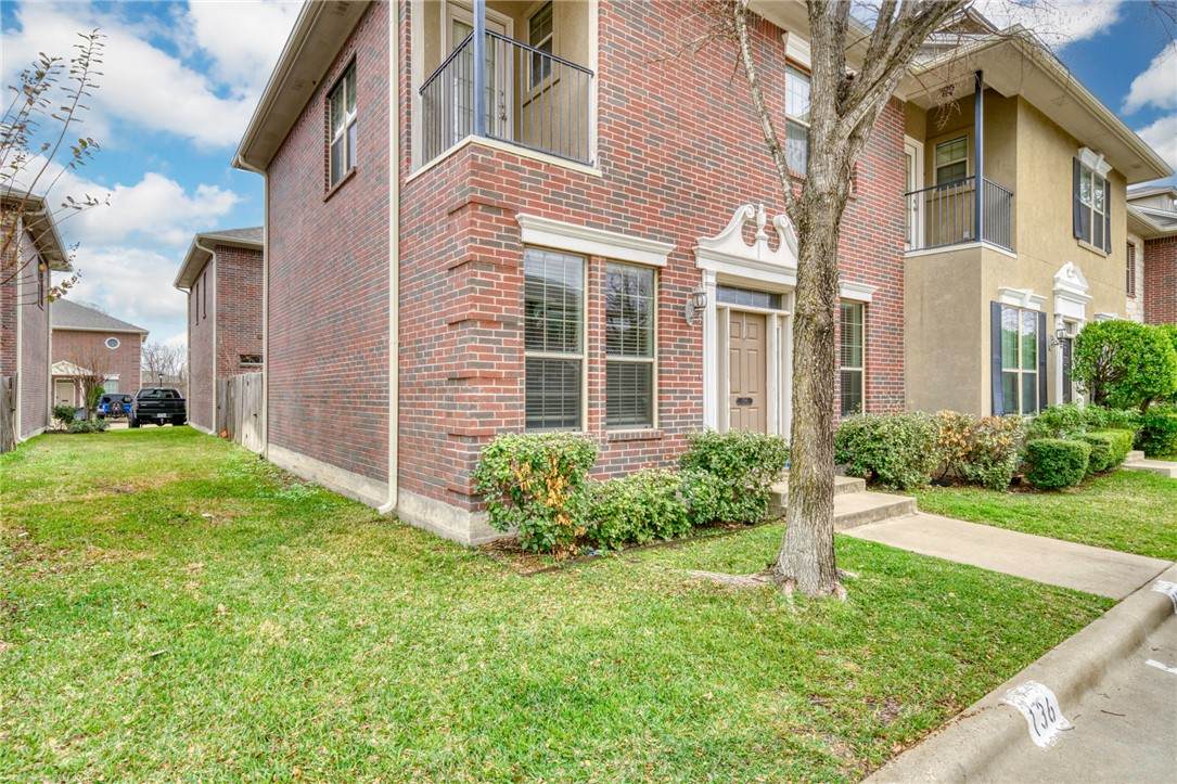 136 Forest Drive - Photo 1