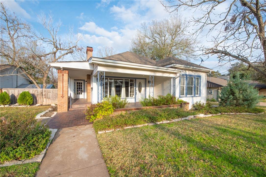 303 Thomas Street - Photo 1