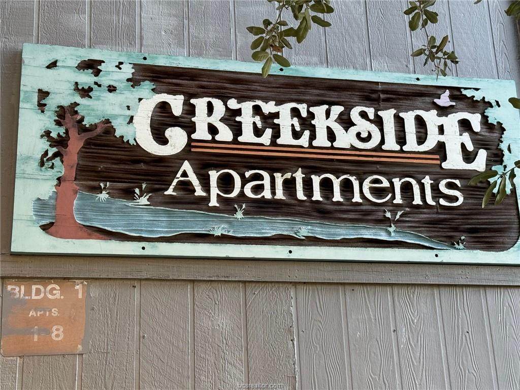 1555 Stacey Street - Photo 1