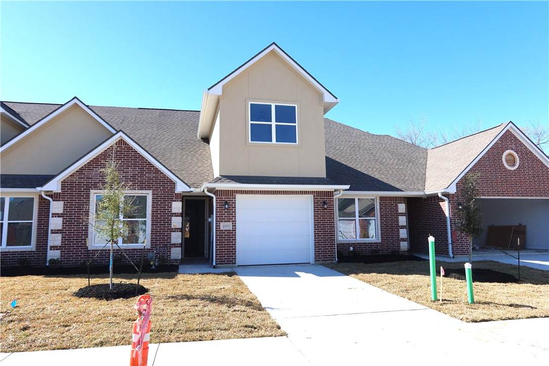 2002 Reagan Court - Photo 1