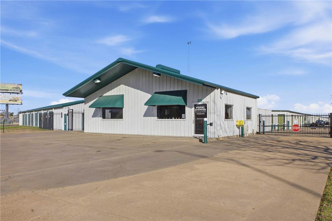 2650 Highway 290 - Photo 1