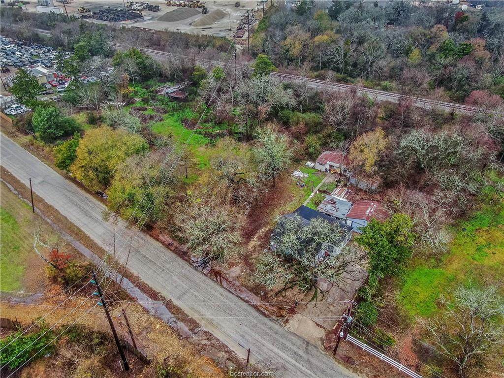 2406 28th Street - Photo 1