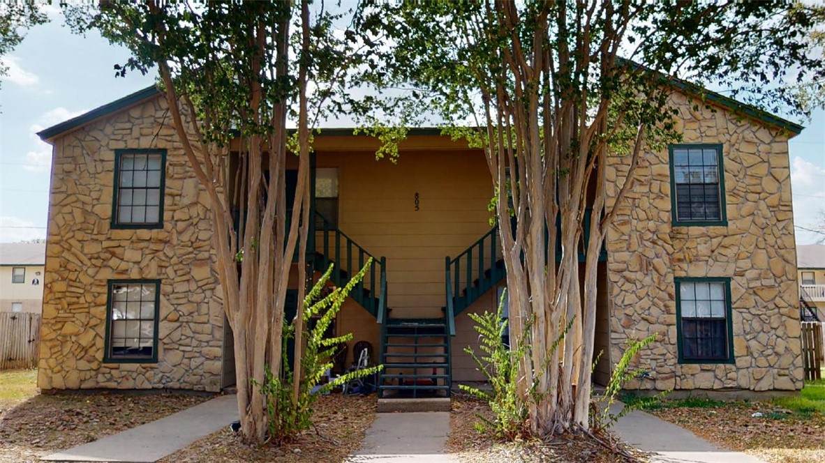 805 San Pedro Drive - Photo 1