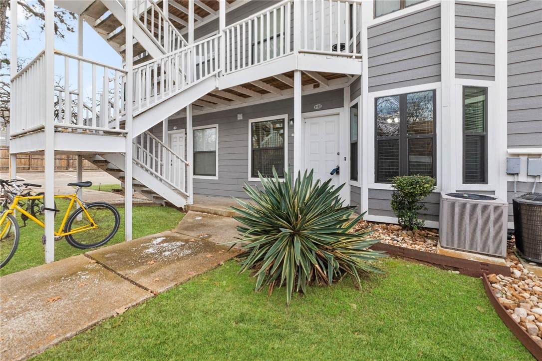 4441 Old College Road - Photo 1