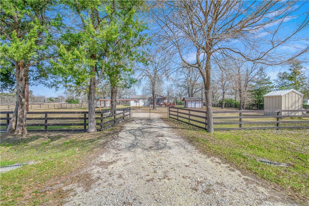 19777 Fm 974 - Photo 1