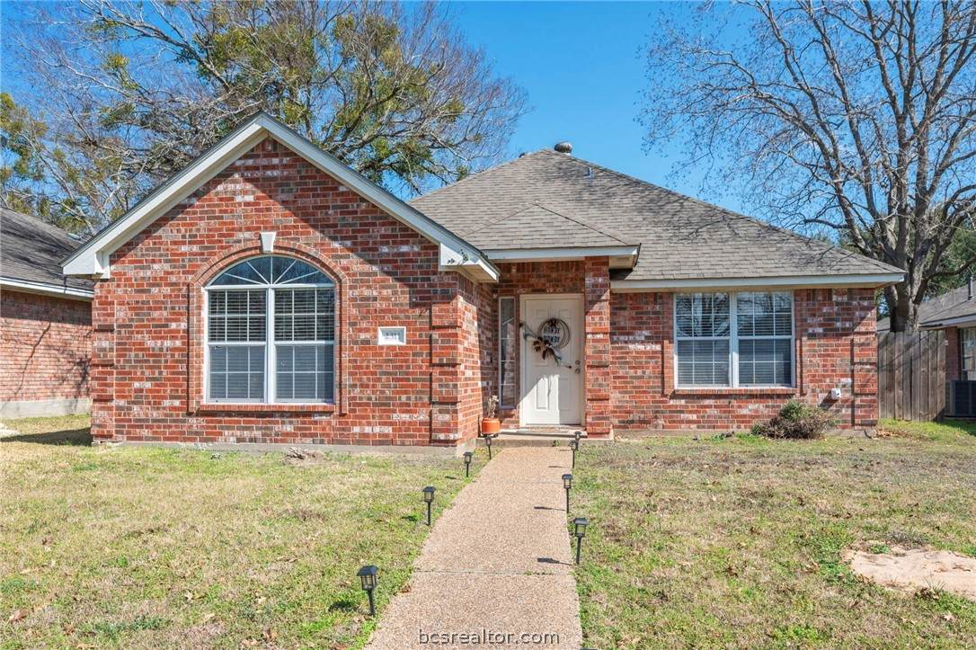 2311 Carnation - Photo 1