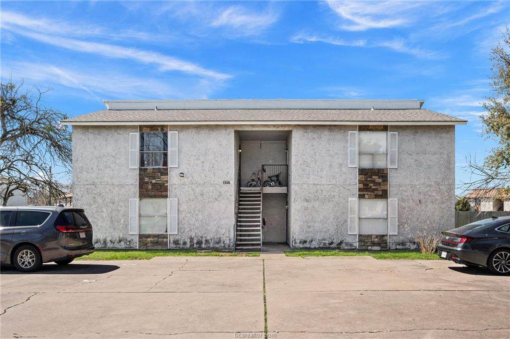 1526 Pine Ridge Drive - Photo 1