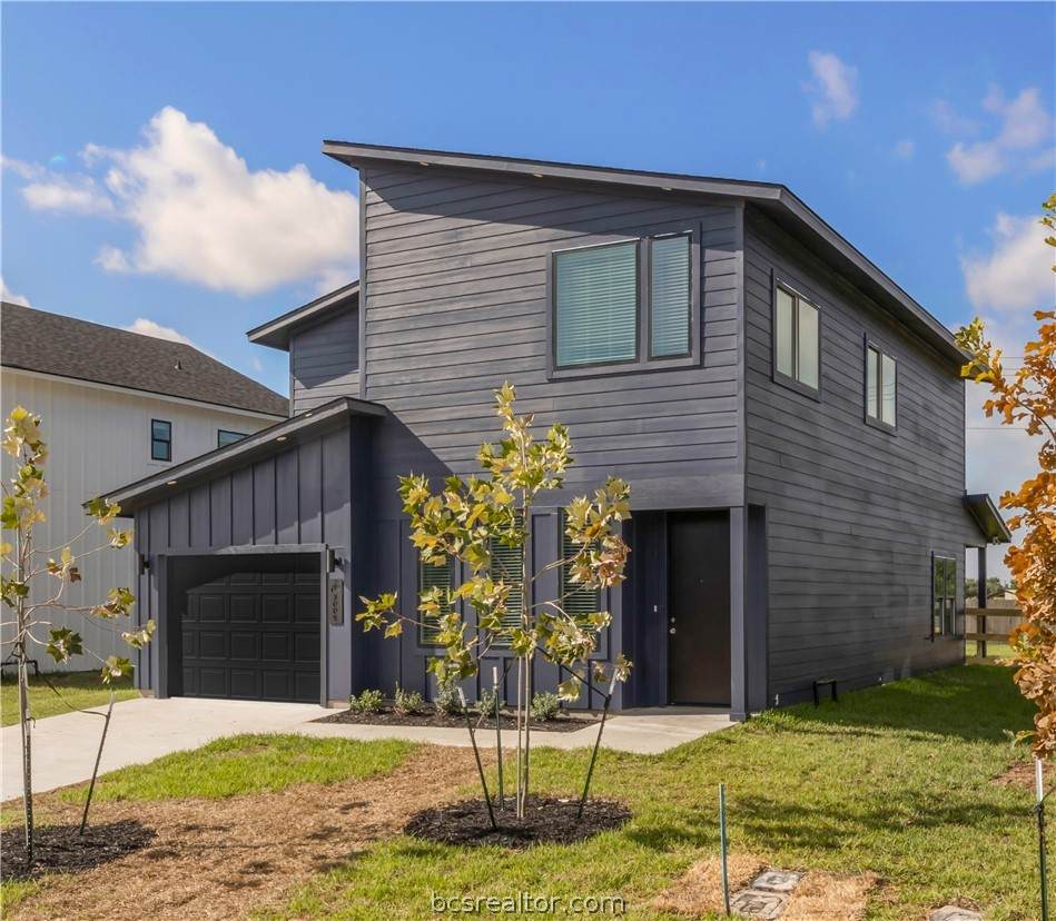3009 Alpha Wolf Court - Photo 1