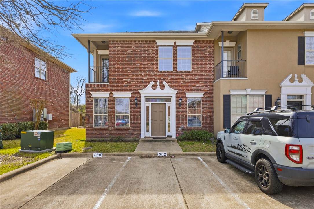 250 Forest Drive - Photo 1