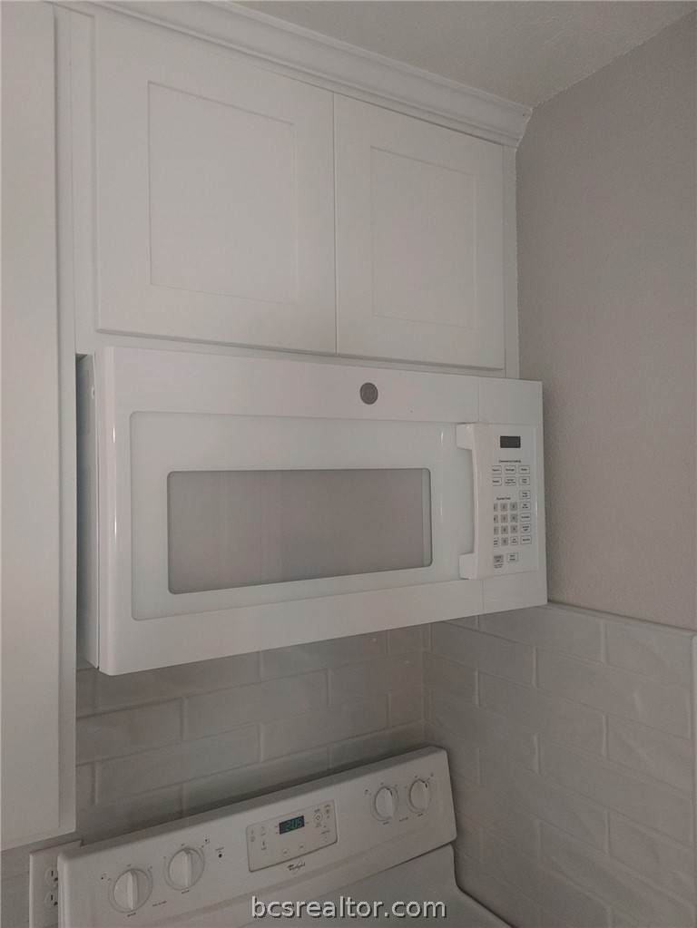 https://bt-photos.global.ssl.fastly.net/bcsmls/orig_boomver_1_26002176-2.jpg