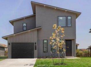 3006 Alpha Wolf Court - Photo 1