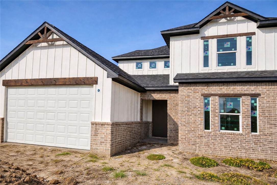 2818 Spector Drive - Photo 1