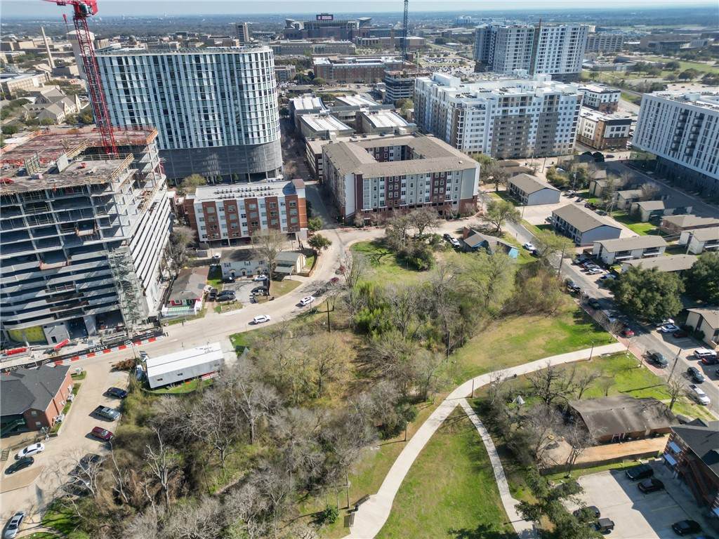 309 Cherry Street - Photo 1