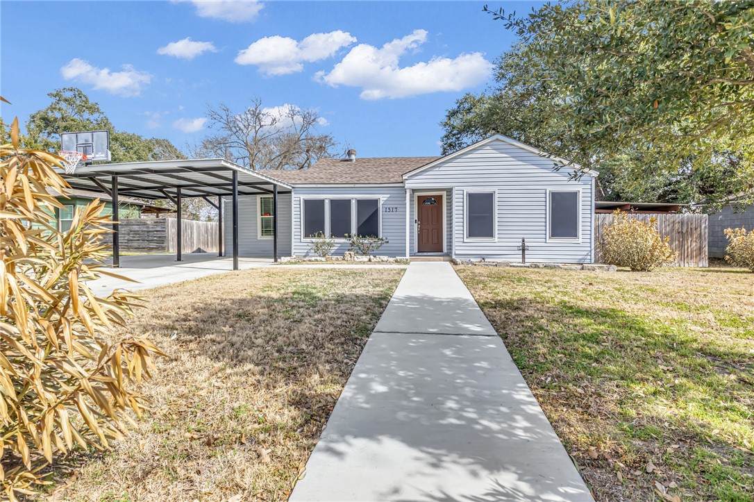 1517 Oakview Street - Photo 1