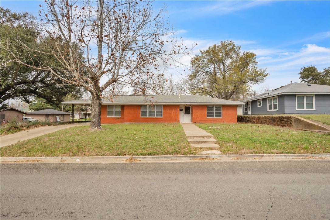 405 Brown Street - Photo 1