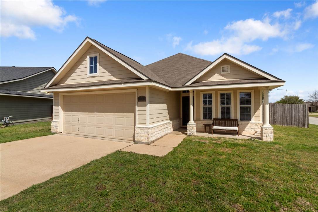 3907 Bridgeberry Court - Photo 1