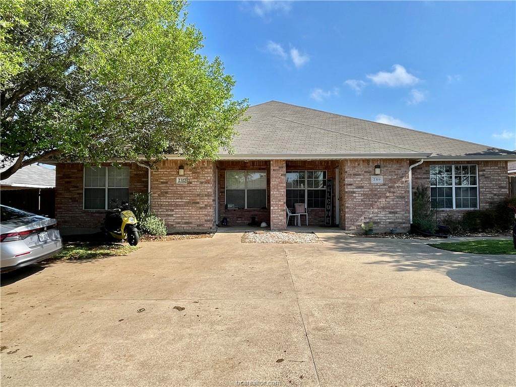 2317 & 2319 Antelope Lane - Photo 1
