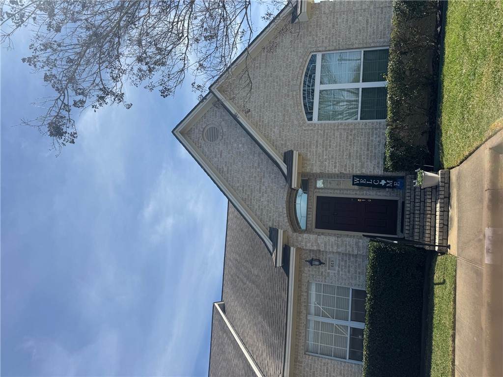 613 Fraternity Row - Photo 1