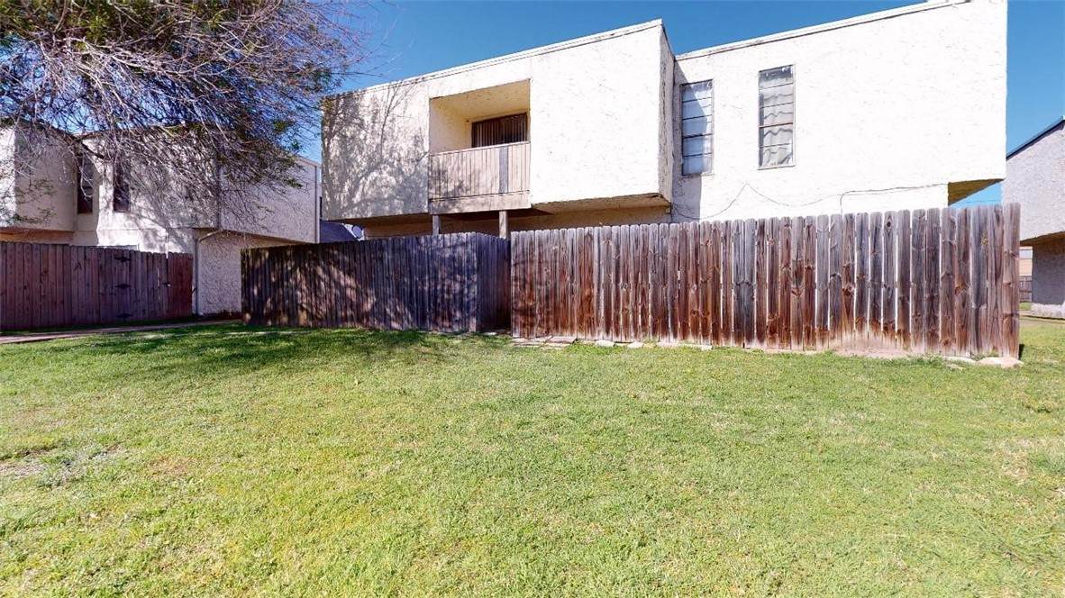 1803 Potomac Place - Photo 1