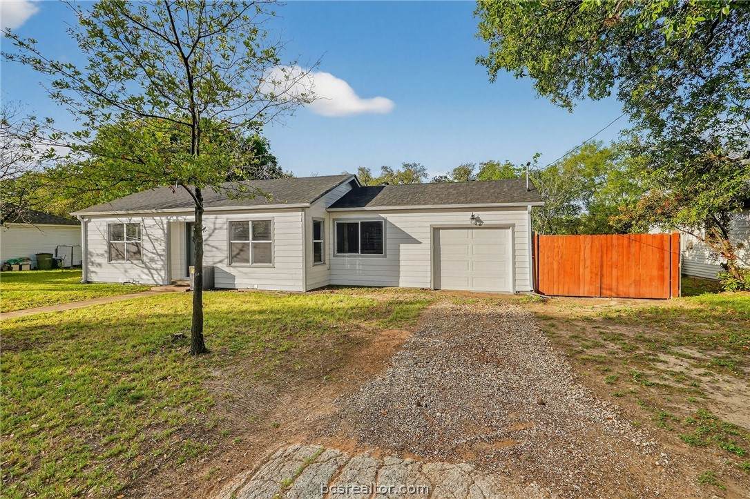 1505 Burt Street - Photo 1