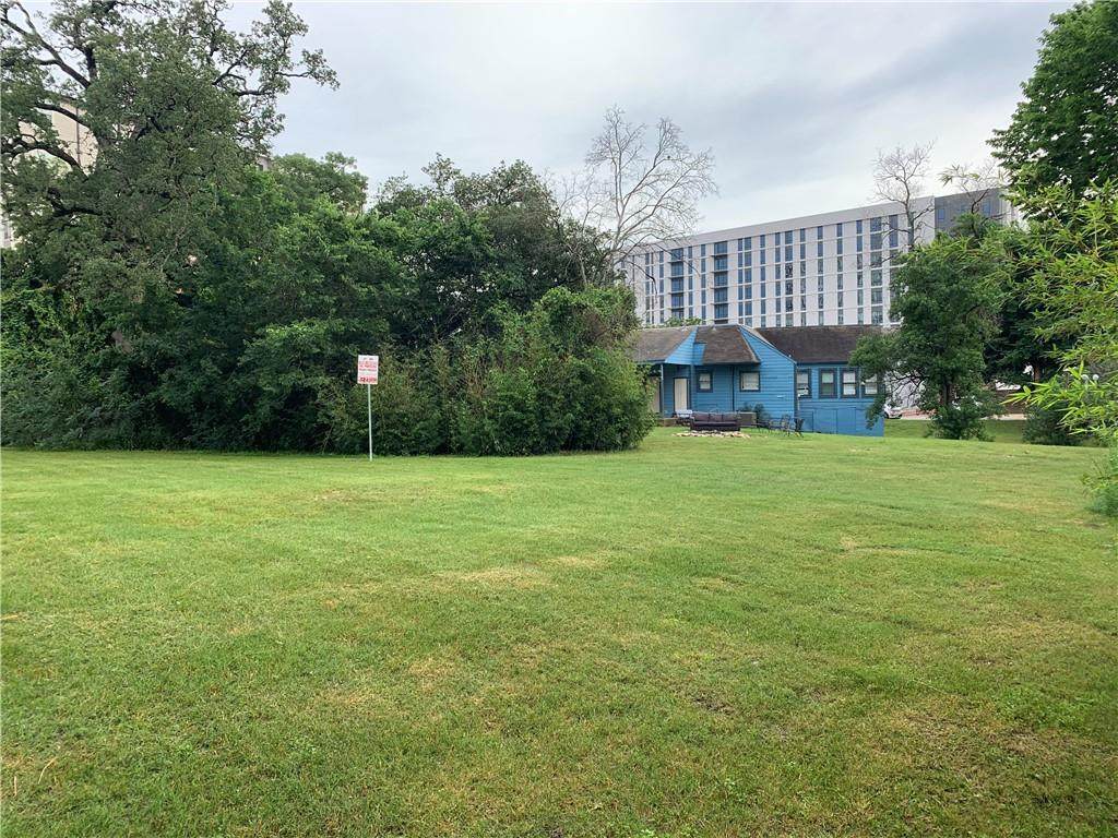 305 Cherry Street - Photo 1
