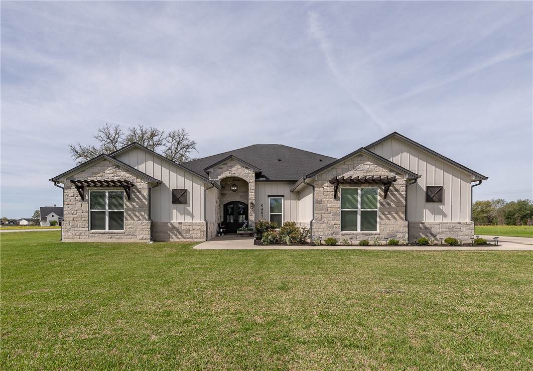 5401 Legend Oaks Court - Photo 1