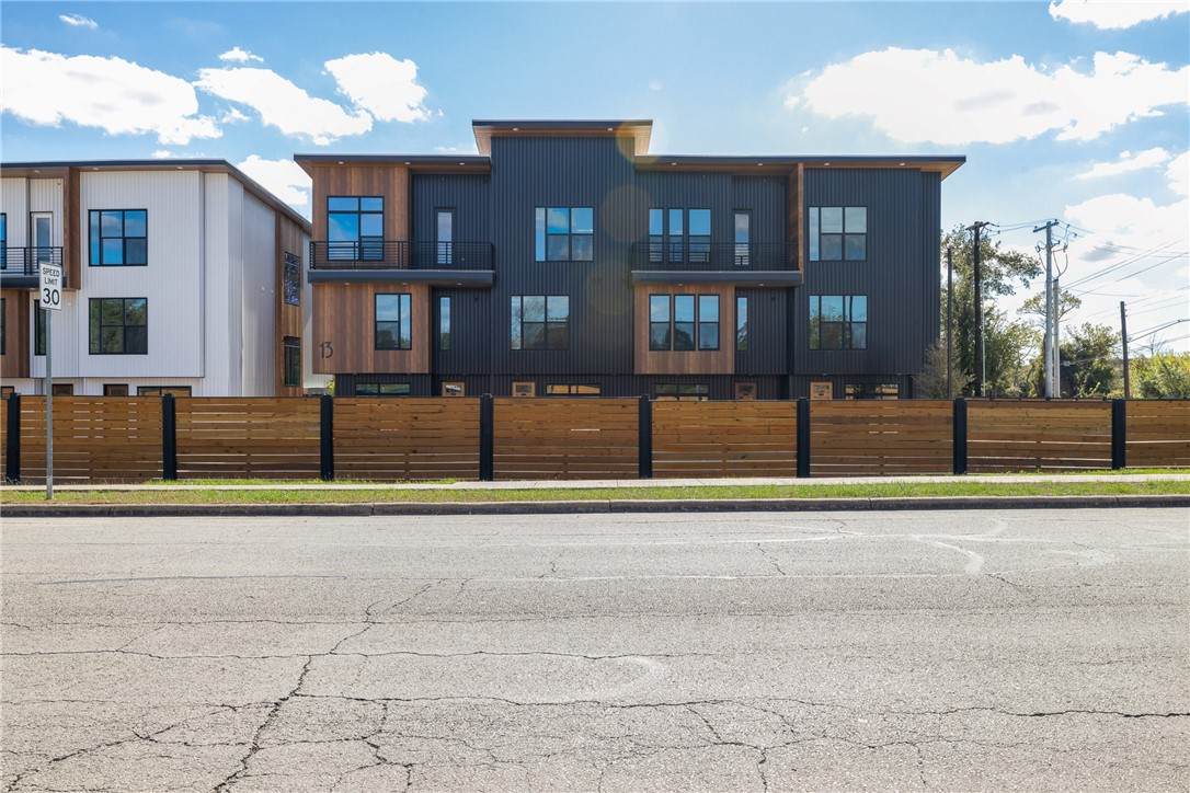 2539 E Villa Maria Road - Photo 1