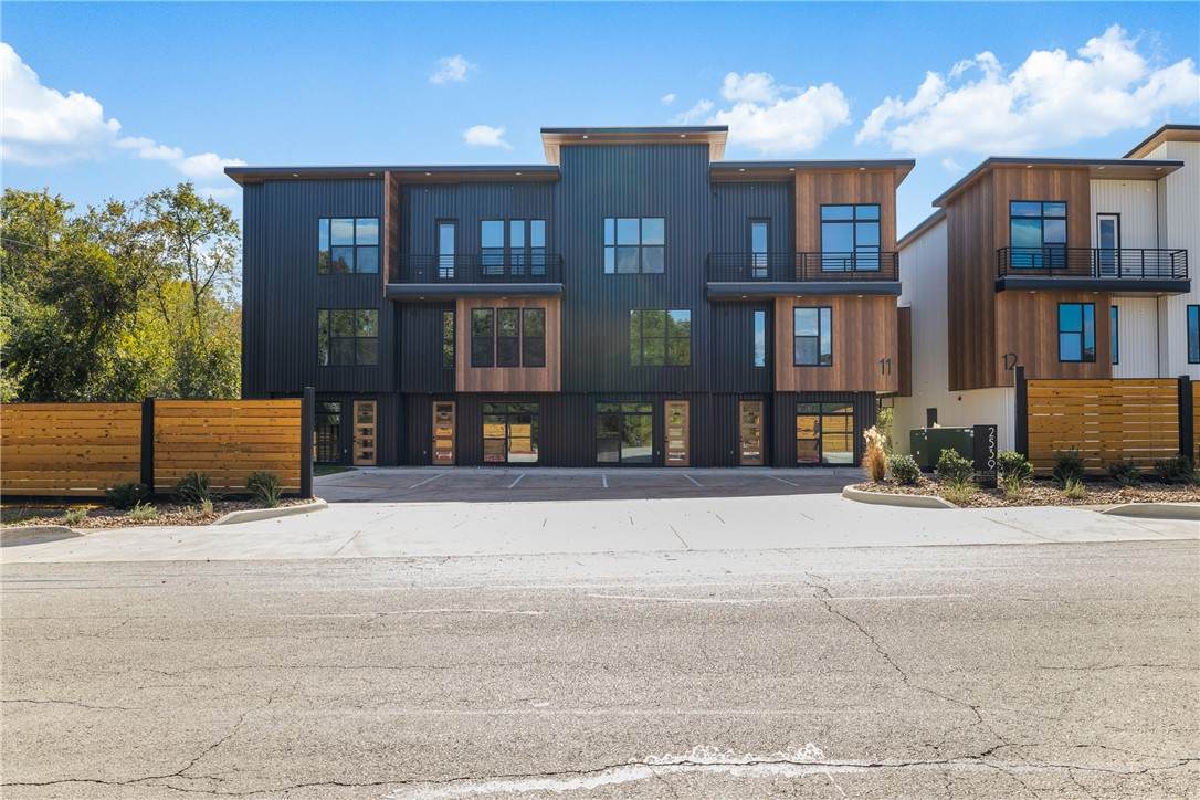 2539 Villa Maria Road - Photo 1