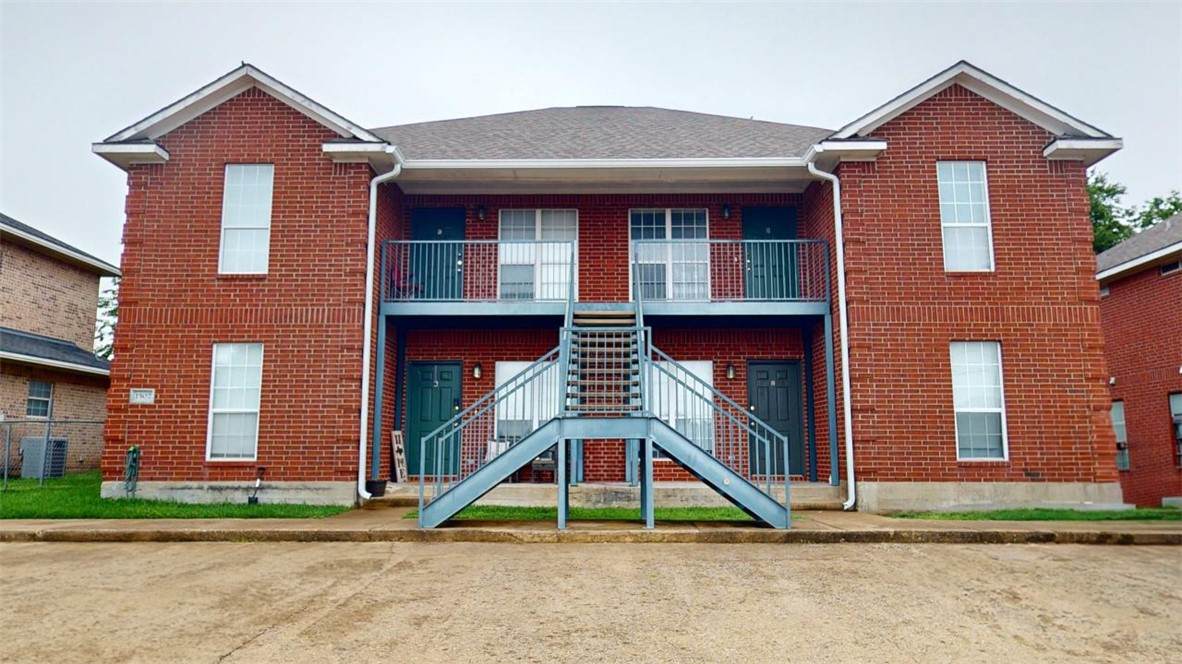 1507 Hollowhill Drive - Photo 1