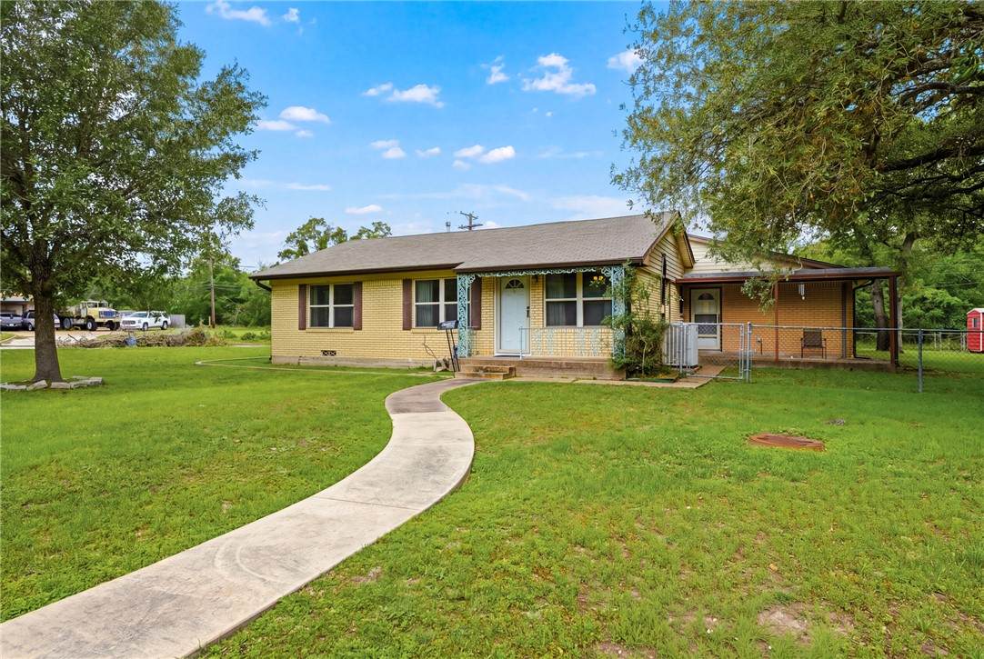 806 Mary Lake Drive - Photo 1