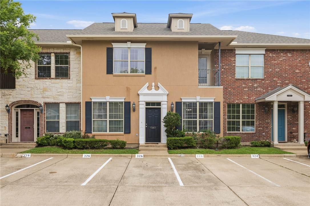 326 Forest Drive - Photo 1