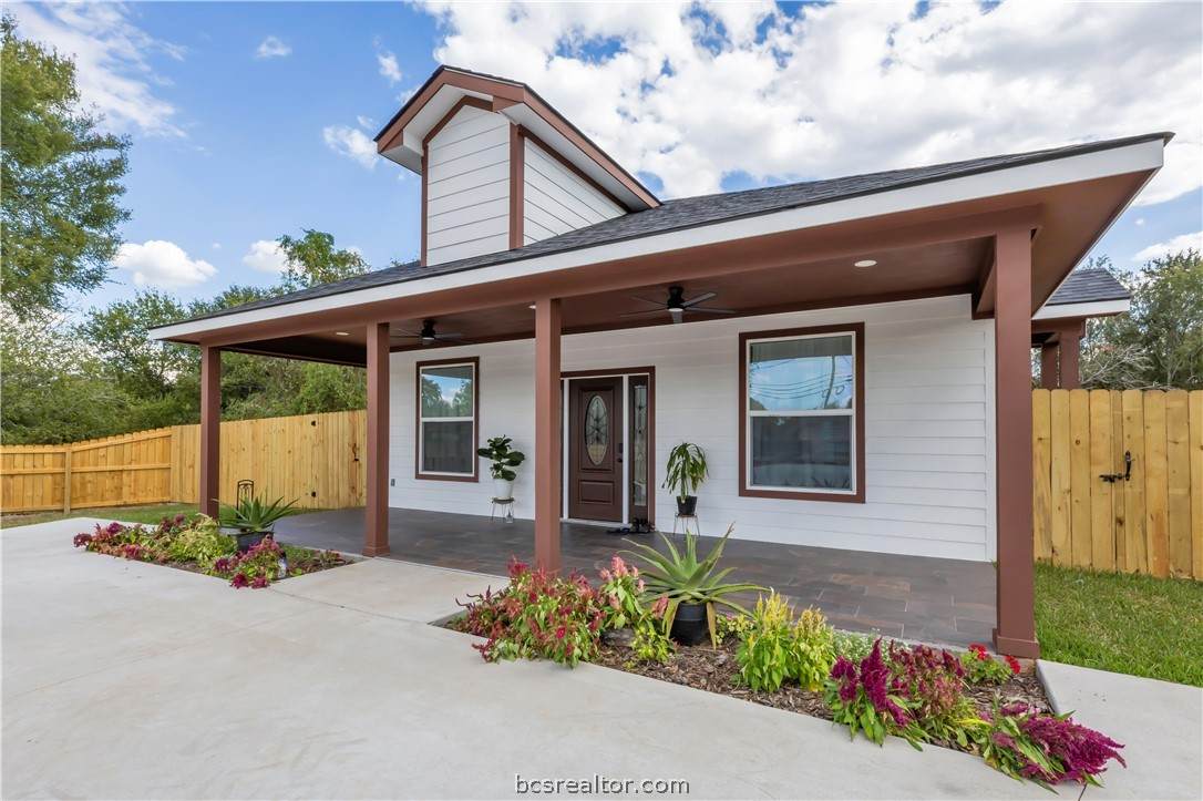 1309 Washington Avenue - Photo 1