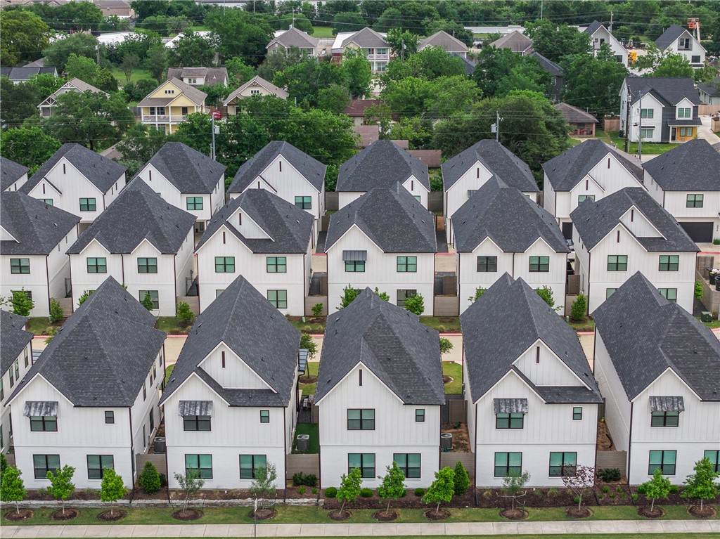 263 Estates Circle - Photo 1