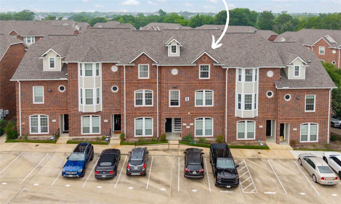305 Holleman Drive - Photo 1