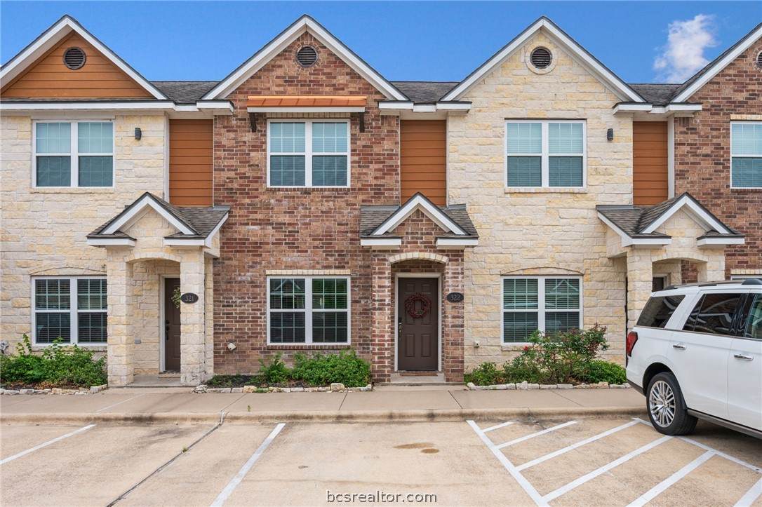 301 Southwest Parkway - Photo 1