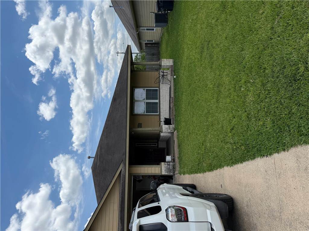 933 Crested Point Drive - Photo 1