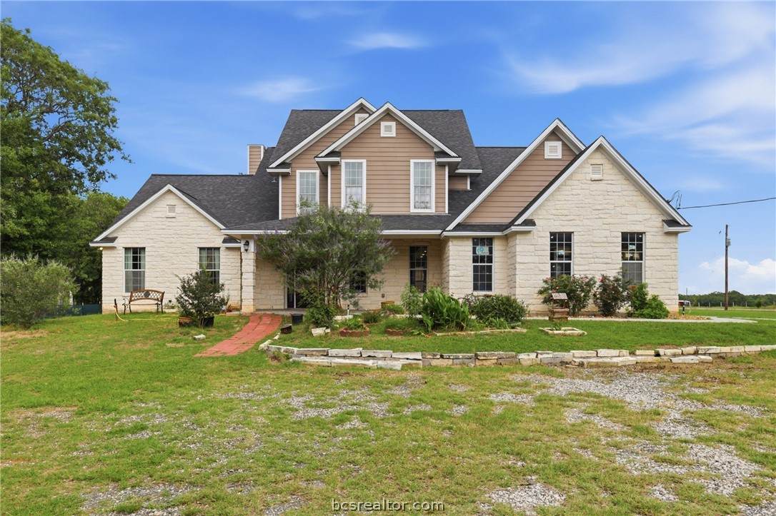 3860 Grapevine Drive - Photo 1