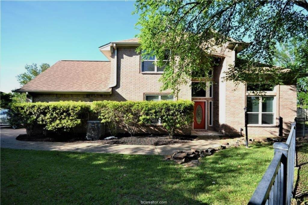 315 Chimney Hill Drive - Photo 1