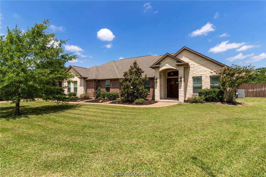 5028 Vintage Oaks Court - Photo 1