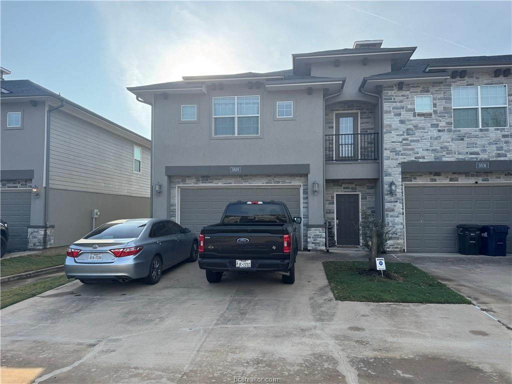 3529 Summerway - Photo 1