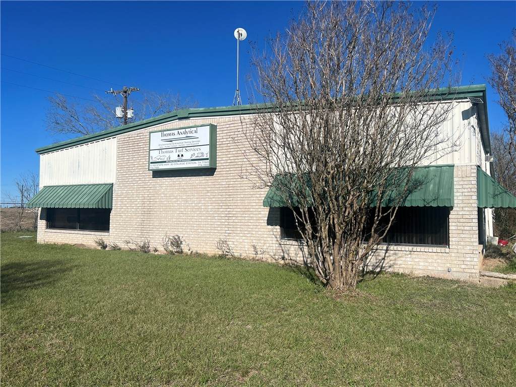 11183 State Highway 30 - Photo 1