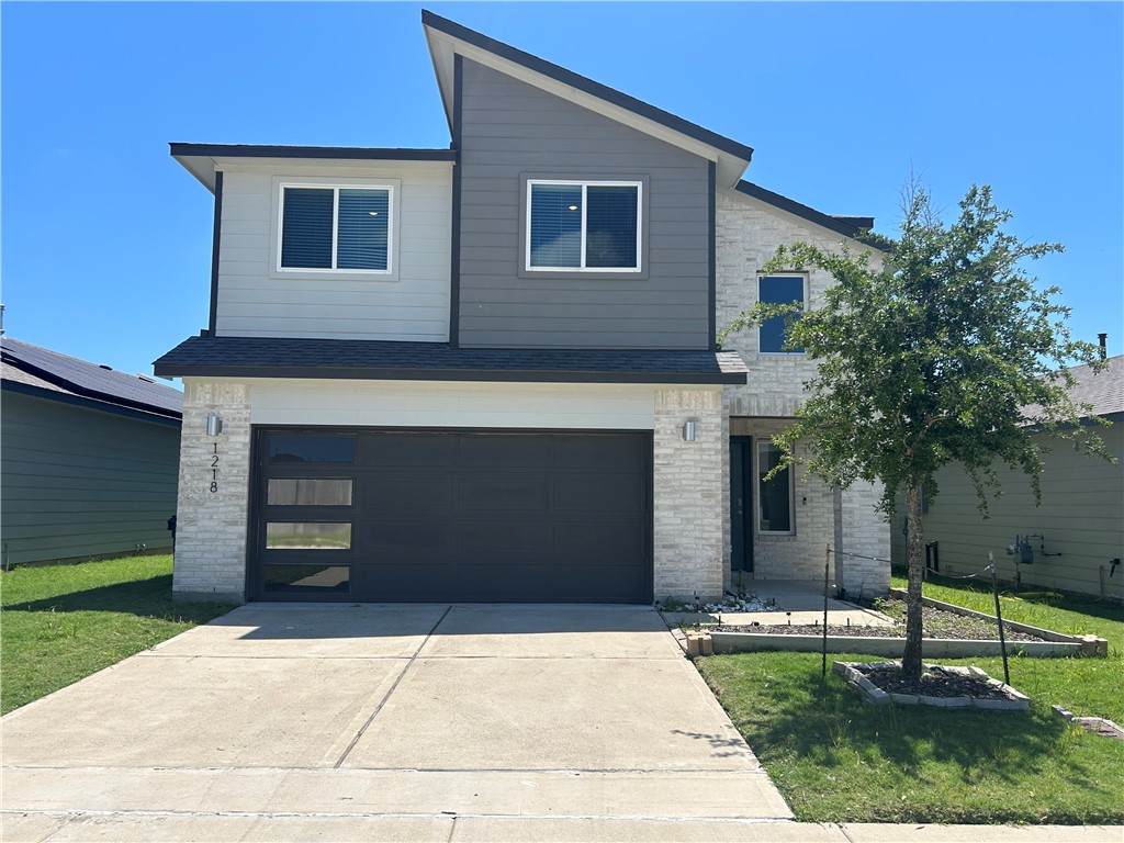 1218 Amistad Loop - Photo 1