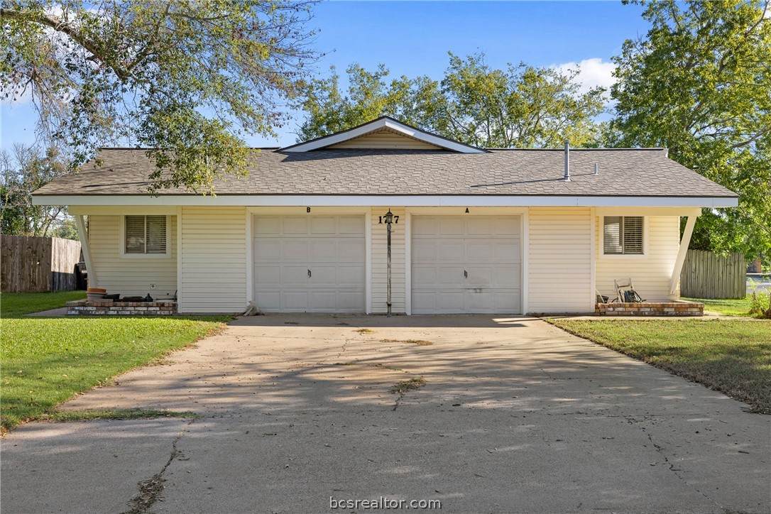 1717 Lawyer Street - Photo 1